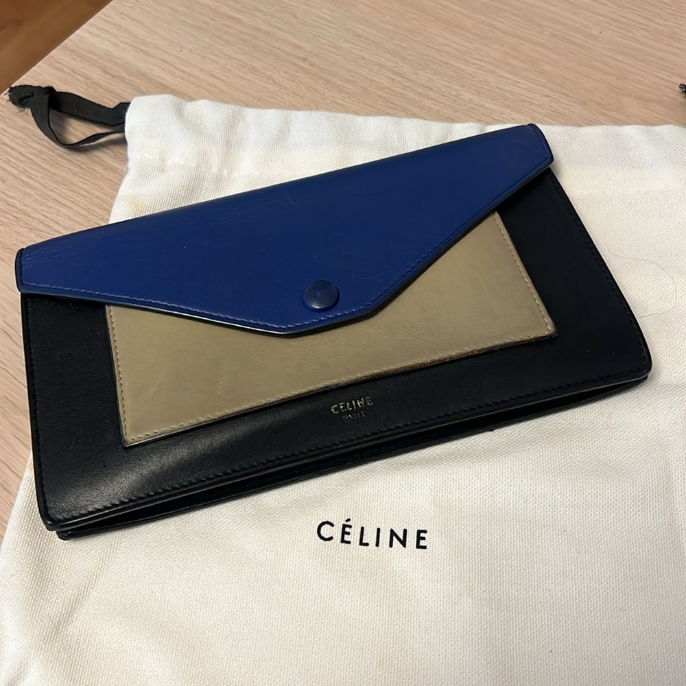 Céline Blue and Beige Leather Clutch - Picture 3 of 9